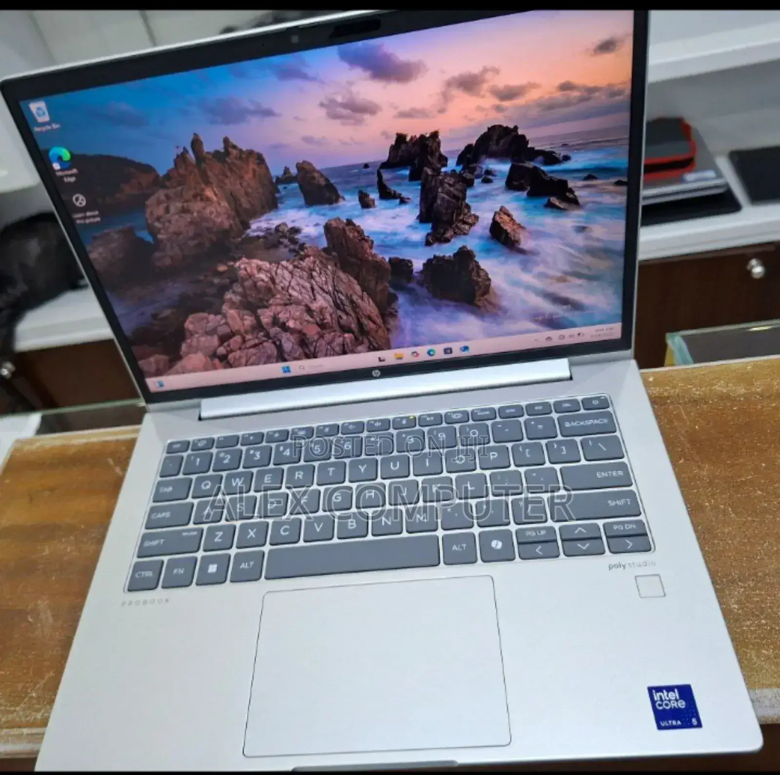 New Laptop HP ProBook 440 G10 16GB Intel Core Ultra 5 SSD 512GB