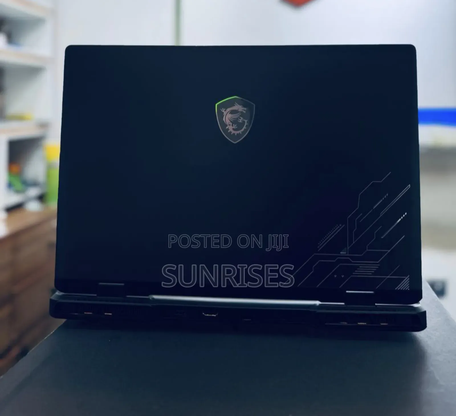 New Laptop MSI Vector 17 HX AI A2XWJG 16GB Intel Core I7 SSD 1T