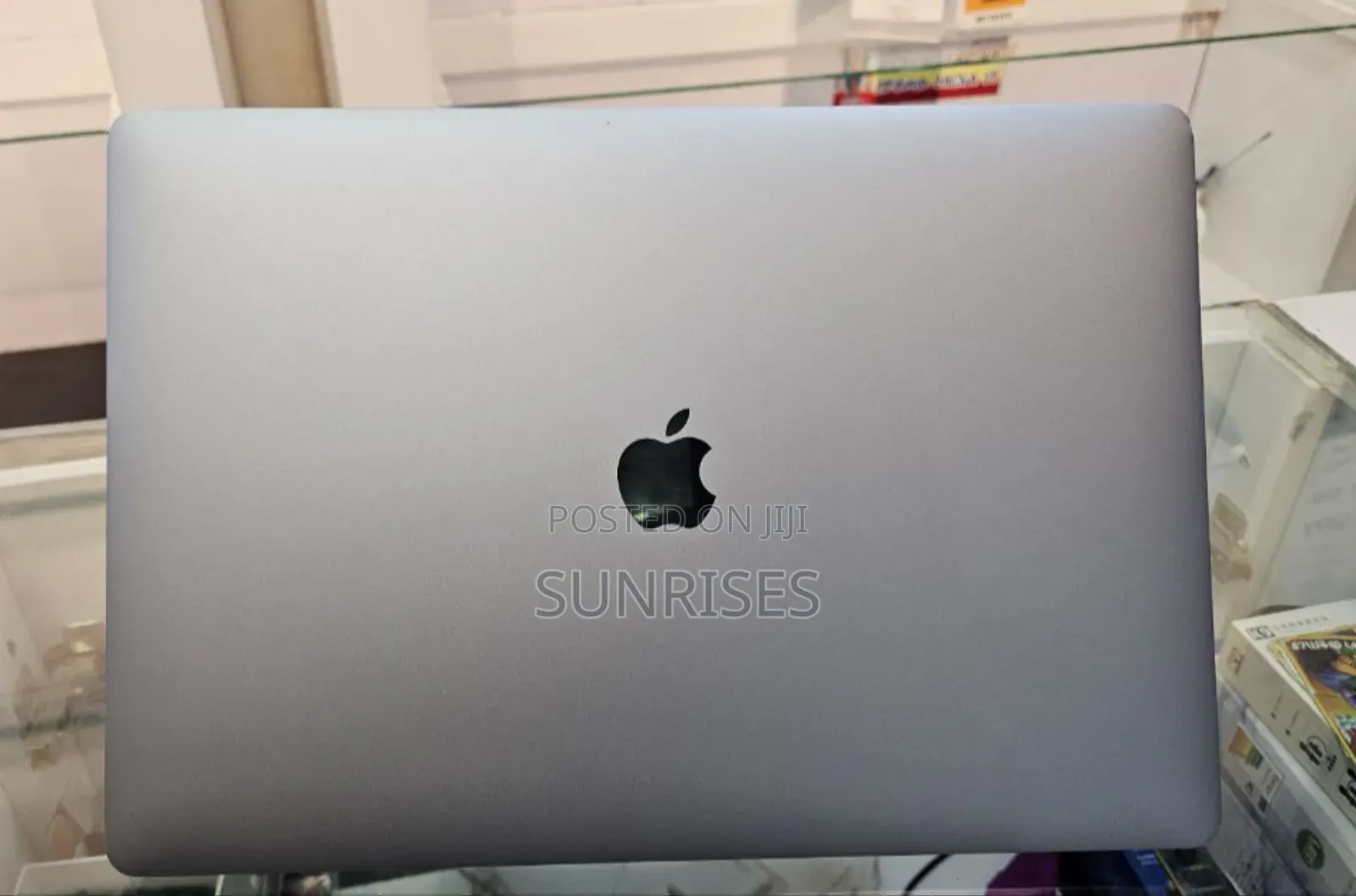 New Laptop Apple MacBook Pro 2017 16GB Intel Core I7 SSD 1T