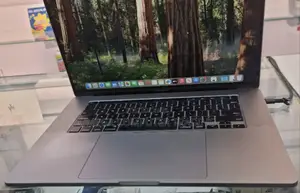 New Laptop Apple MacBook Pro 2019 16GB Intel Core i9 SSD 1T