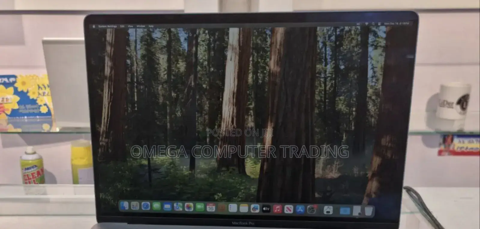 New Laptop Apple MacBook Pro 2019 16GB Intel Core i9 SSD 1T