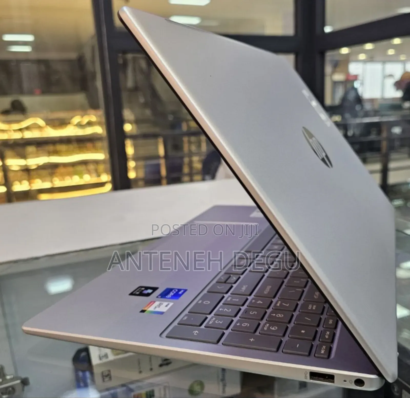 New Laptop HP Stream Notebook 16GB Intel Core I7 SSD 512GB