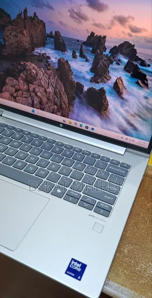 Photo - New Laptop HP Pavilion 15 16GB Intel Core i5 SSD 512GB