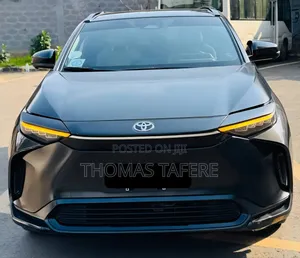 Photo - Toyota bZ4X 2023 Black