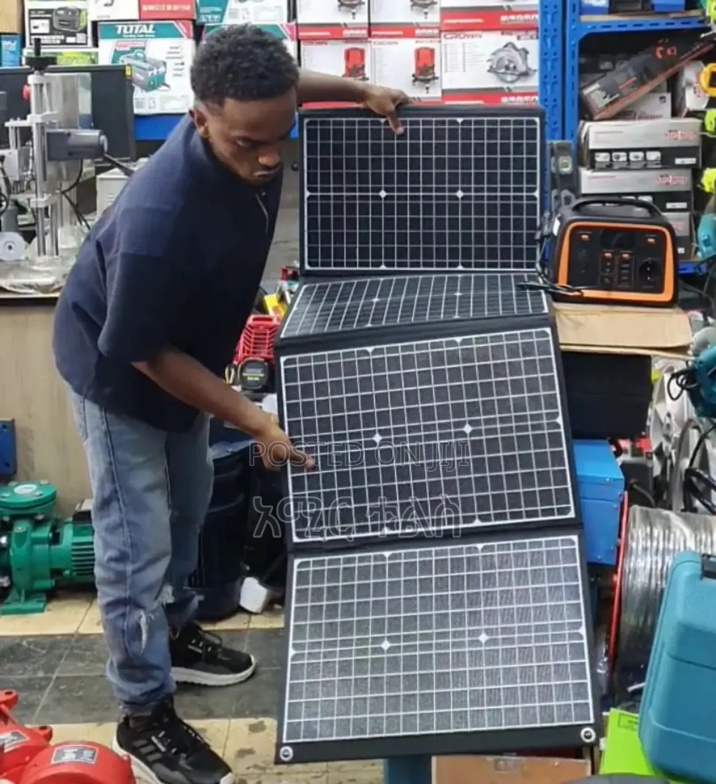 Portable Solar Power Station With