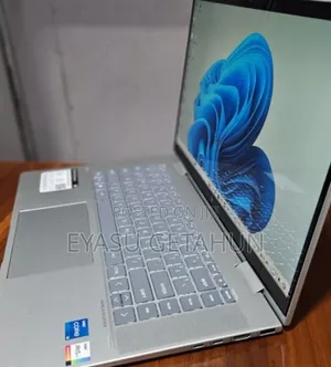 New Laptop HP Envy X360 8GB Intel Core I5 SSD 512GB