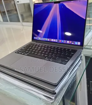 New Laptop Apple MacBook Pro M1 16GB Apple M1 Pro SSD 1T