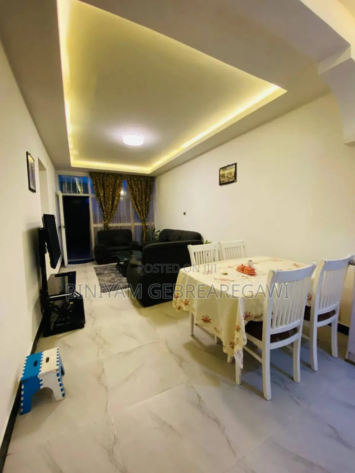 Furnished 5bdrm Apartment in Apartment, Yeka for rent