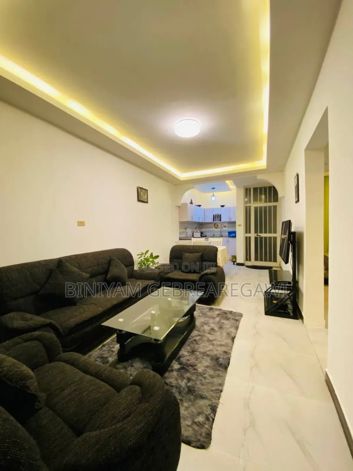 Furnished 5bdrm Apartment in Apartment, Yeka for rent
