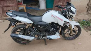 New TVS Apache 180 RTR 2022 Pink