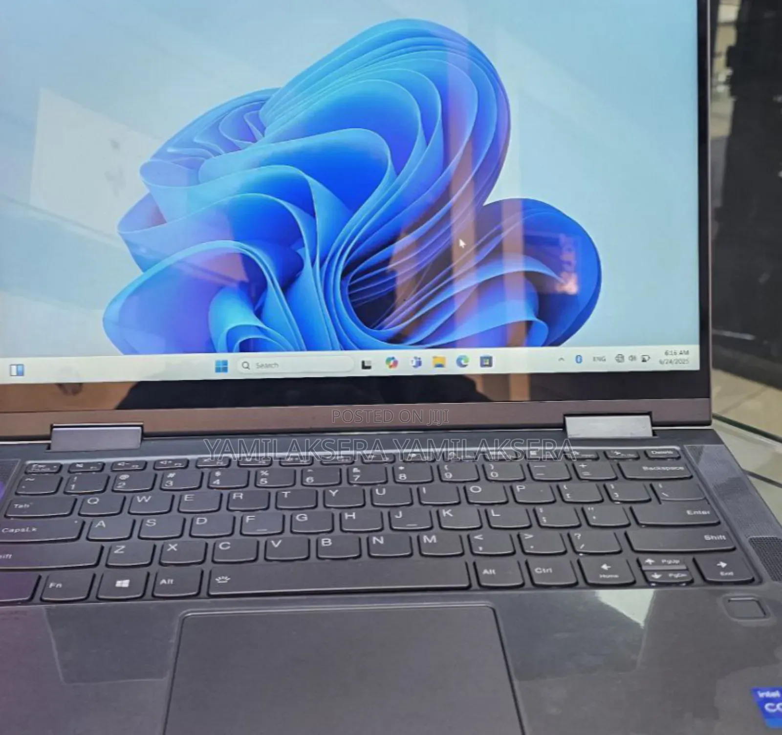 New Laptop Lenovo Yoga 730 8GB Intel Core I5 SSD 512GB