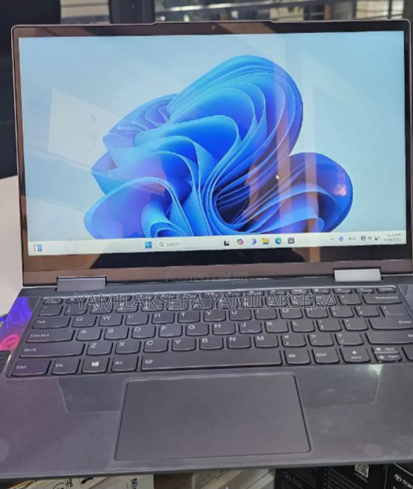 New Laptop Lenovo Yoga 730 8GB Intel Core I5 SSD 512GB