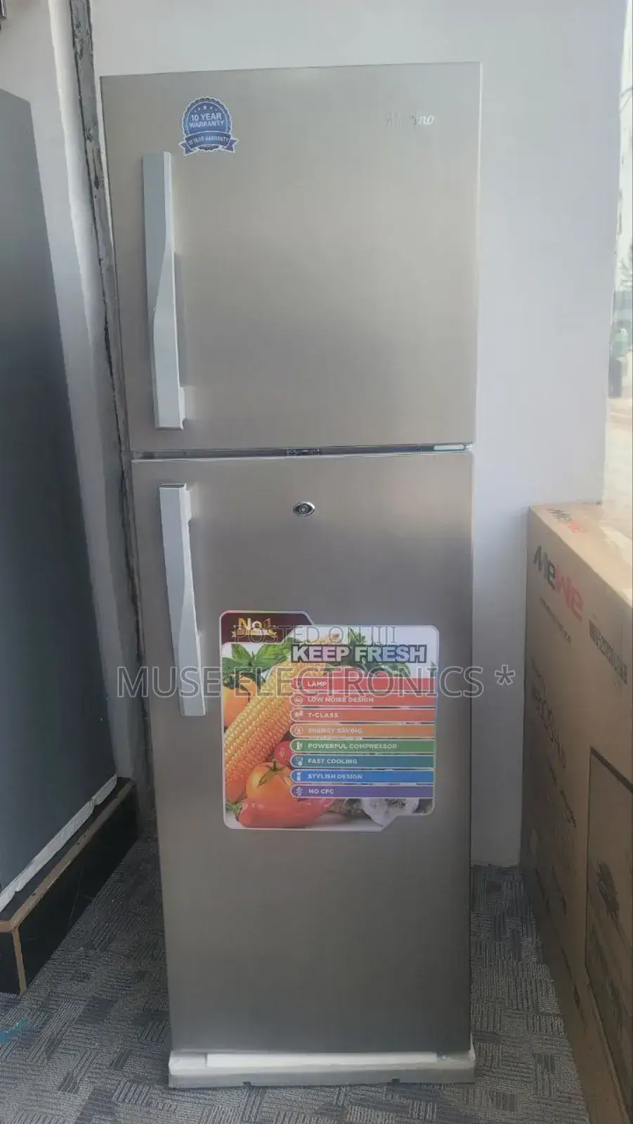 Marino 490 Model Fun System Referigerator