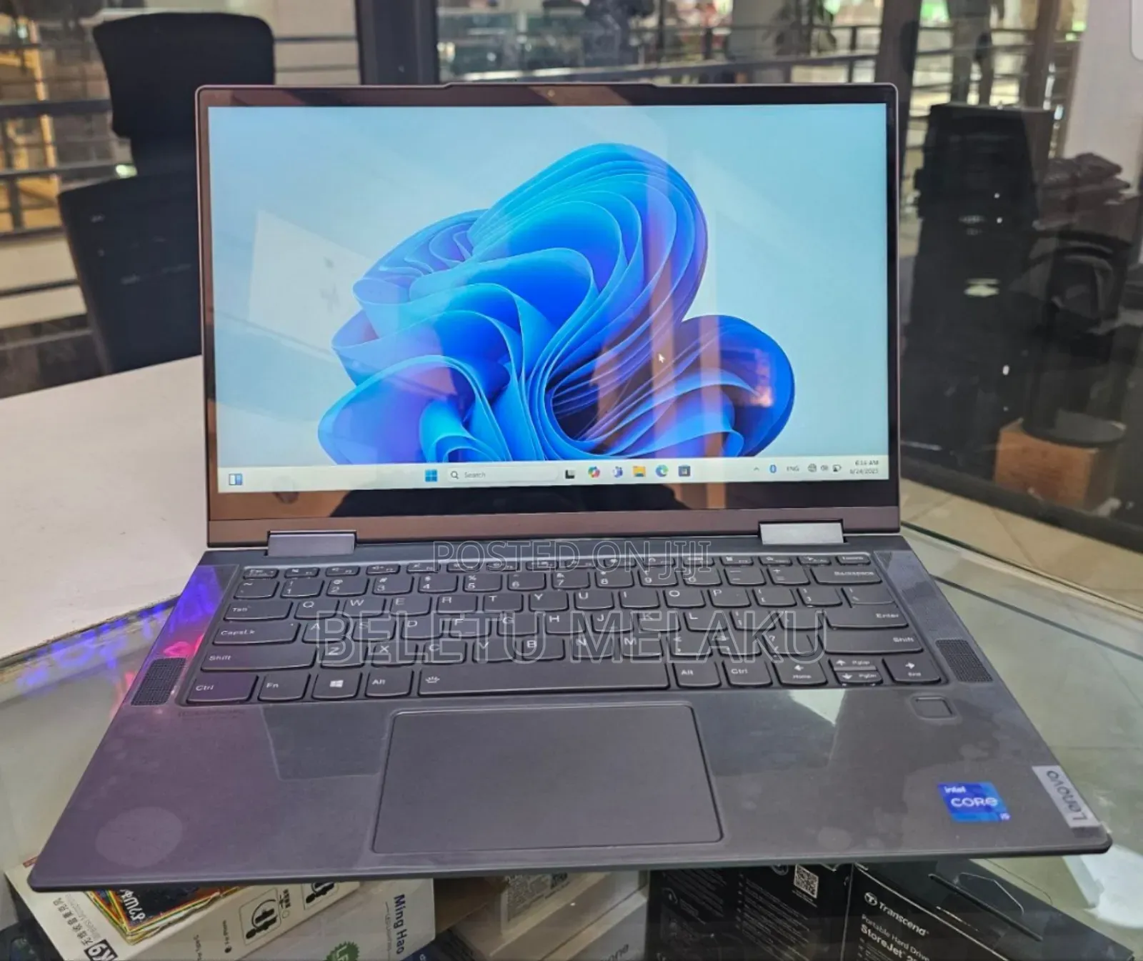 New Laptop Lenovo Yoga 7i 8GB Intel Core I5 SSD 512GB