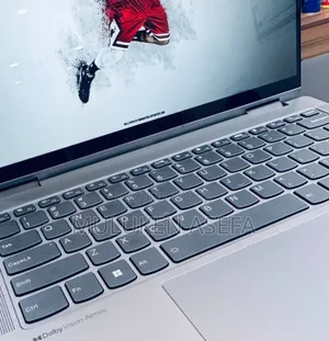 New Laptop Lenovo Yoga 7i 8GB AMD Ryzen 5 SSD 512GB