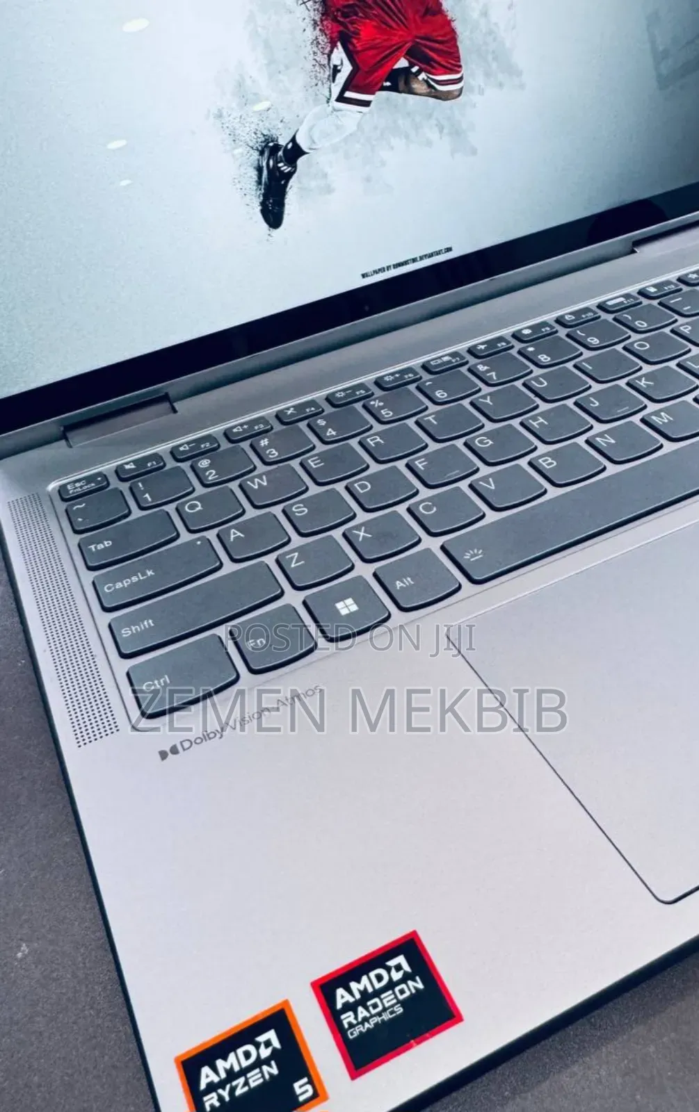 New Laptop Lenovo 8GB AMD Ryzen 5 SSD 512GB