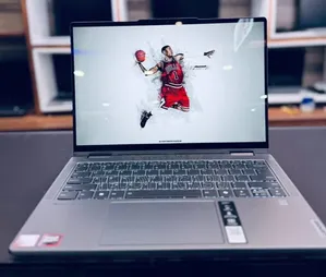 Photo - New Laptop Lenovo Yoga 7i 8GB AMD Ryzen 5 SSD 512GB