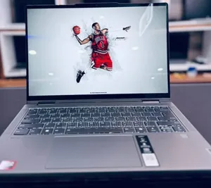 New Laptop Lenovo Yoga 7i 8GB AMD Ryzen 5 SSD 512GB