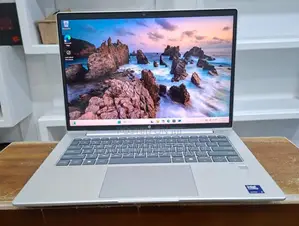 Photo - New Laptop HP 16GB Intel Core Ultra 5 SSD 512GB