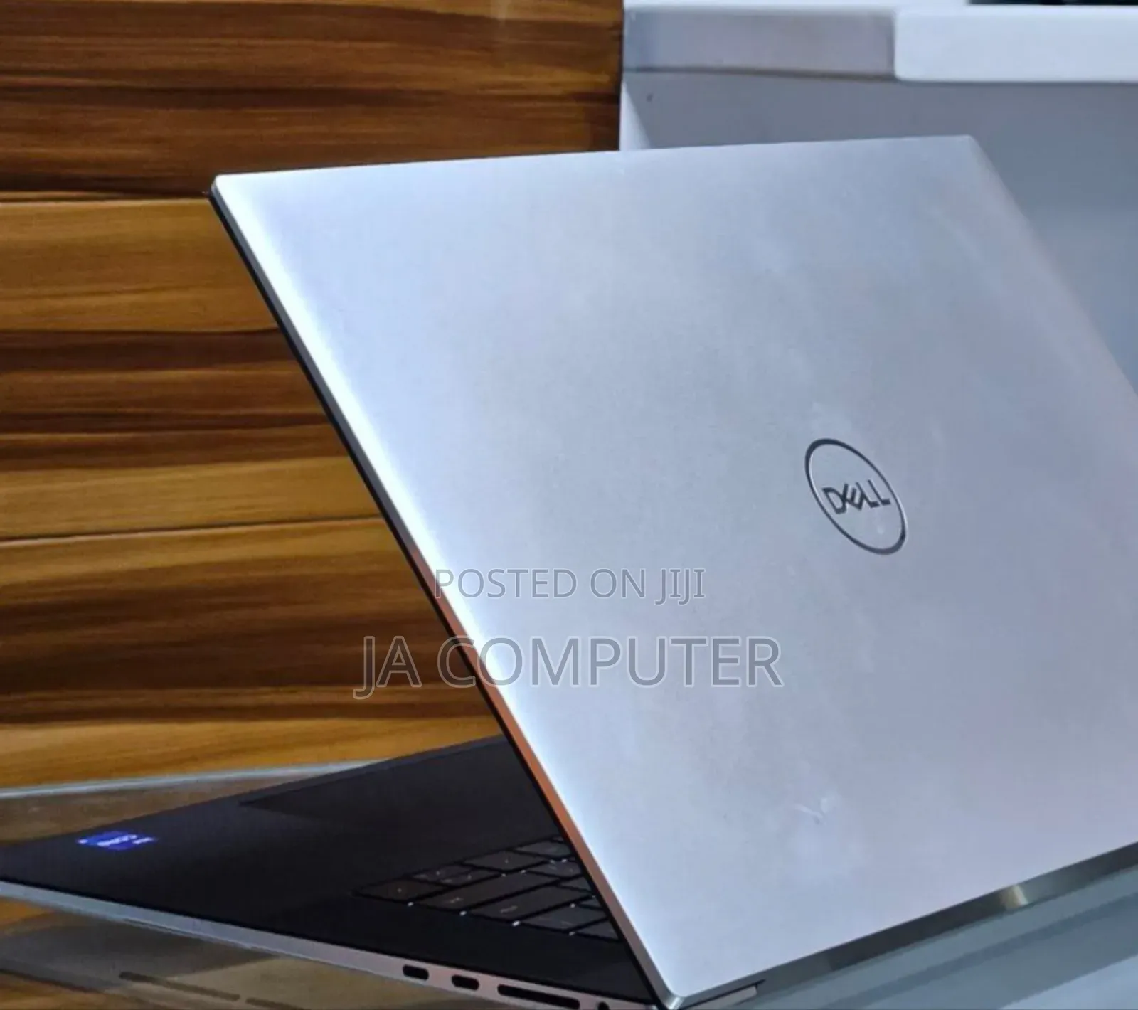New Laptop Dell XPS 15 16GB Intel Core I7 SSD 1T