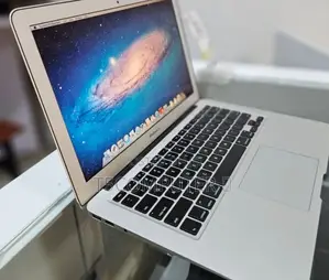 New Laptop Apple MacBook Air 2011 4GB Intel Core I5 SSD 128GB