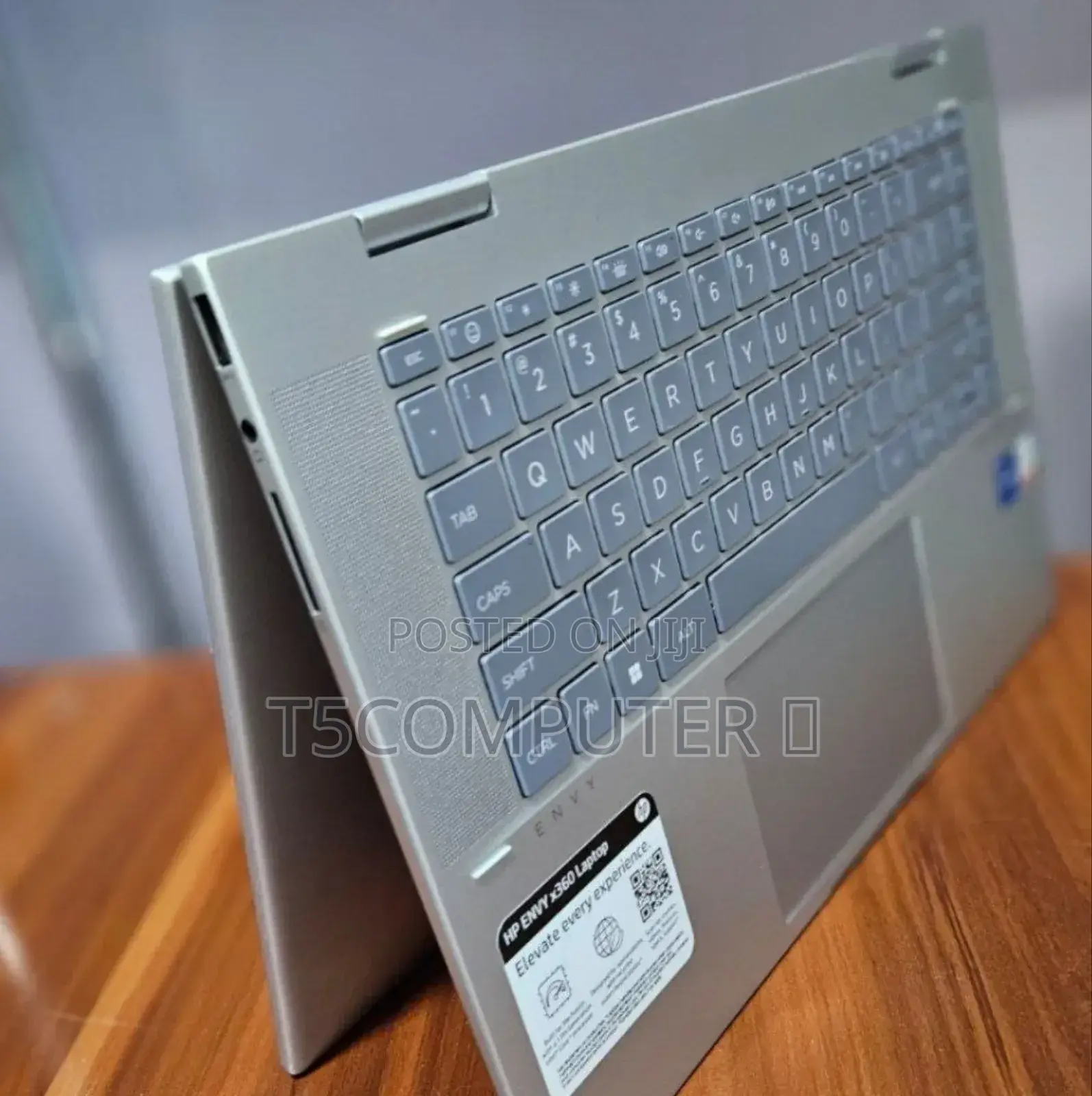 New Laptop HP Envy X360 8GB Intel Core I5 SSD 512GB