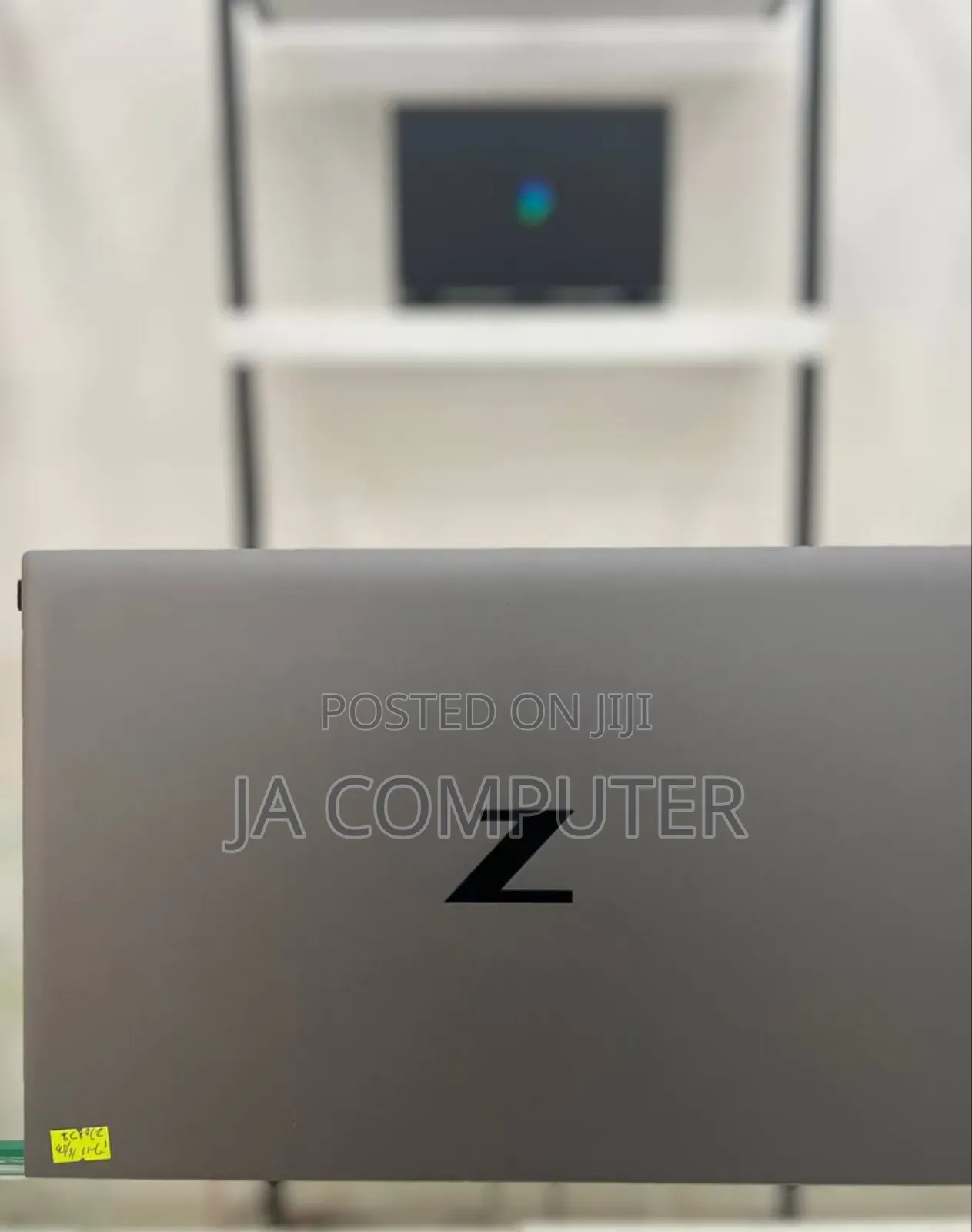 New Laptop HP ZBook Firefly G8 16GB Intel Core I7 SSD 512GB