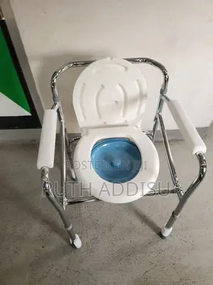 Photo - Toilet Chair𣿫你commode Chair跟隨commode Chair如今commode Chair