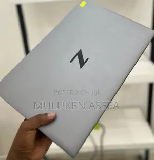 Photo - New Laptop HP 16GB Intel Core I7 SSD 512GB