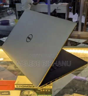 Photo - New Laptop Dell XPS 15 8GB Intel Core I5 SSD 256GB