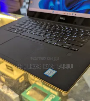 New Laptop Dell XPS 15 8GB Intel Core I5 SSD 256GB