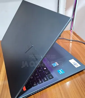 New Laptop Asus VivoBook 15 X505BA 16GB Intel Core I5 SSD 512GB