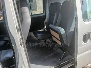 Suzuki Every 2024 Silver