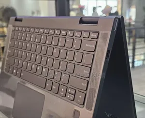 New Laptop Lenovo Yoga 700 8GB Intel Core I5 SSD 512GB