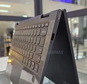 New Laptop Lenovo Yoga 700 8GB Intel Core I5 SSD 512GB