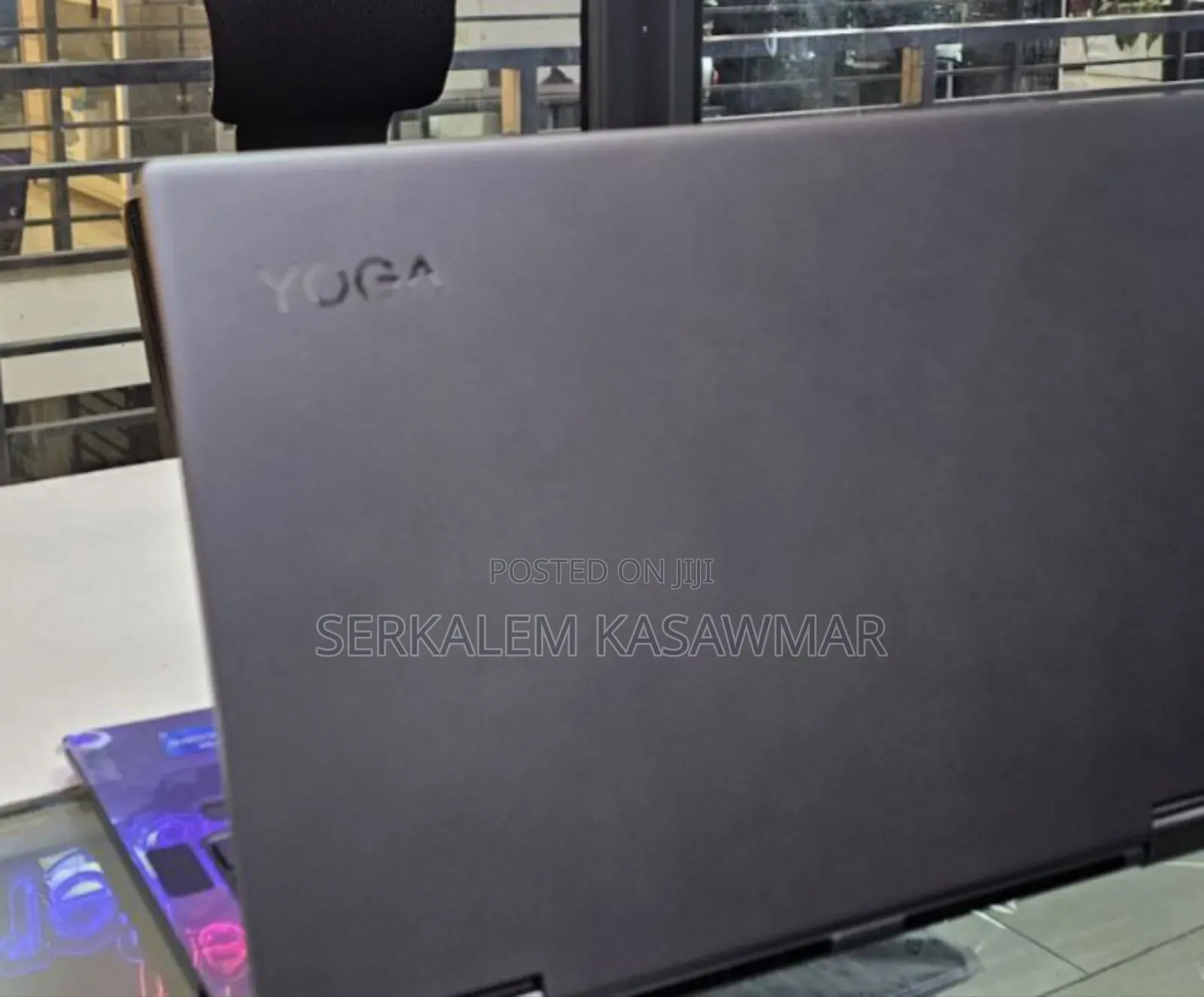 New Laptop Lenovo Yoga 700 8GB Intel Core I5 SSD 512GB