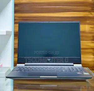 New Laptop HP Victus 15 16GB AMD Ryzen 7 SSD 512GB