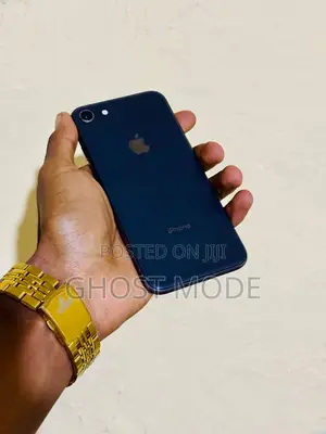 Photo - Apple iPhone 8 64 GB Black