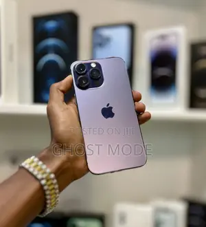 Photo - Apple iPhone 14 Pro Max 256 GB Purple