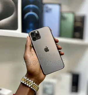 Photo - Apple iPhone 11 Pro 64 GB Gray