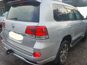 Toyota Land Cruiser 2008 Silver