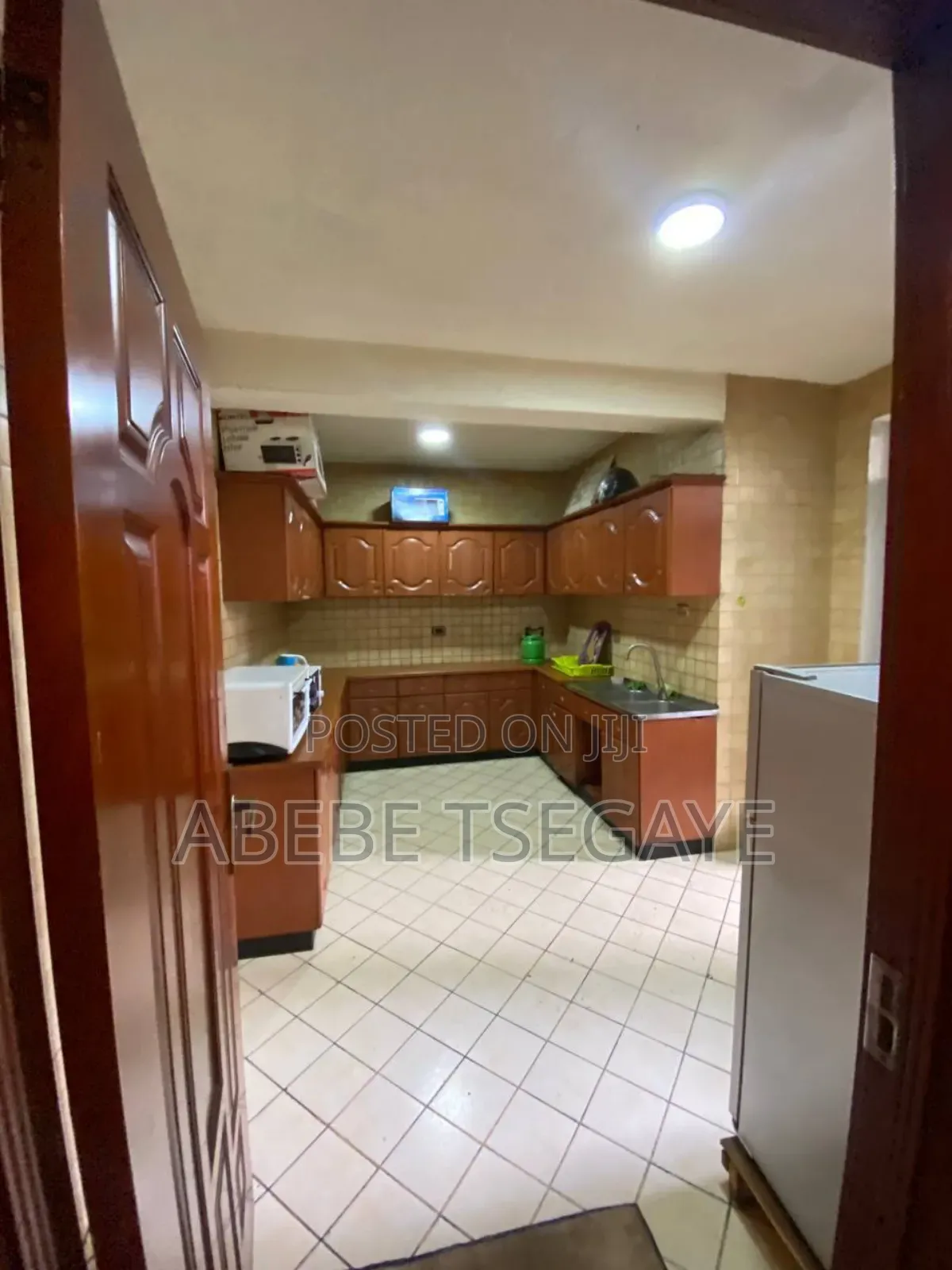 Furnished 3bdrm Apartment in Apartment, Yeka for rent