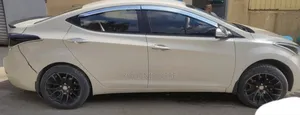 Hyundai Elantra 2015 White