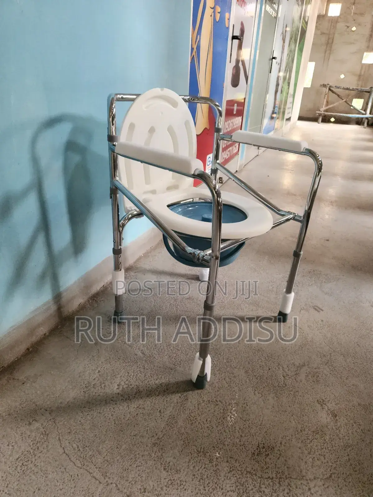 Commode Chair並未toilet Chair只好poty Chair跟進commode Chair