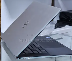 Photo - New Laptop Dell XPS 15 16GB Intel Core I7 SSD 1T