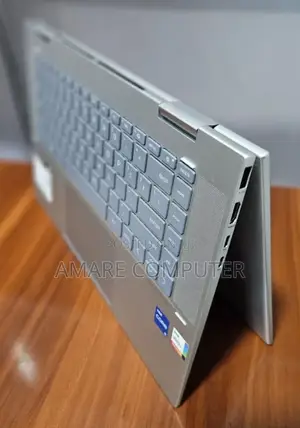 New Laptop HP Envy X360 8GB Intel Core I5 SSD 512GB