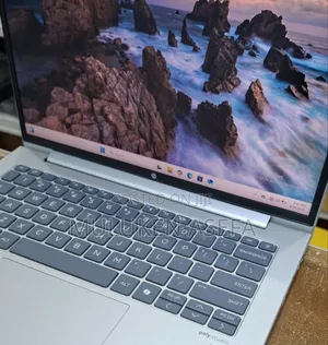 New Laptop HP ProBook 440 16GB Intel Core Ultra 5 SSD 512GB