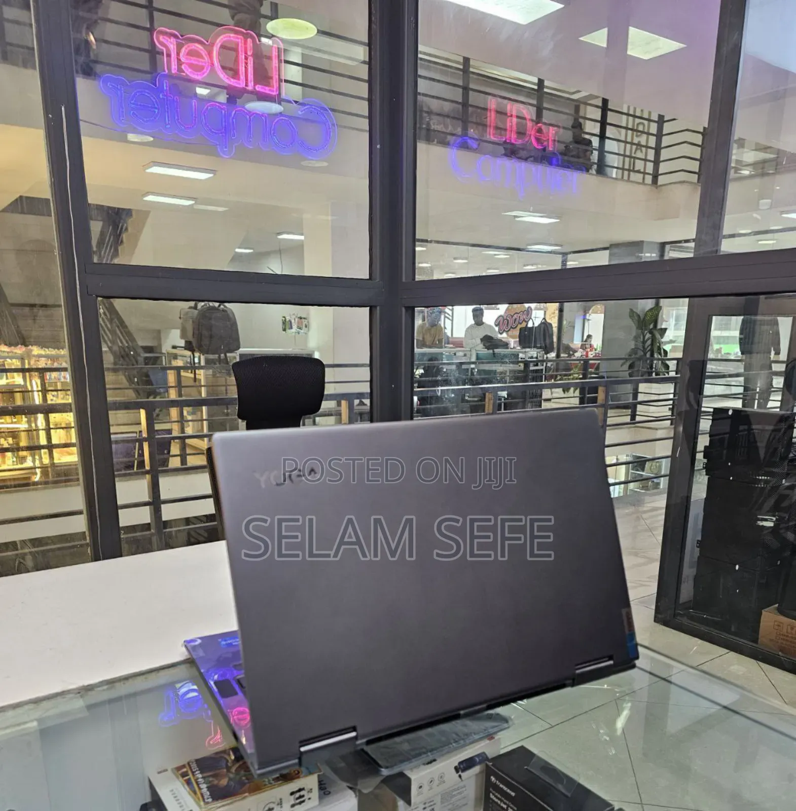 New Laptop Lenovo Yoga 7i 8GB Intel Core I5 SSD 512GB