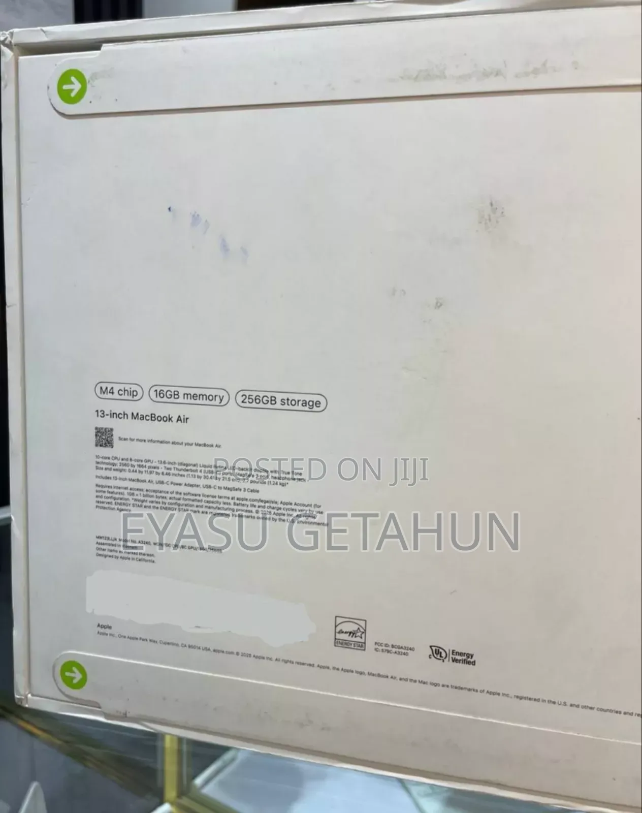 New Apple MacBook Air 2025 M4 15-Inch 16GB Intel Core I7 SSD 256GB