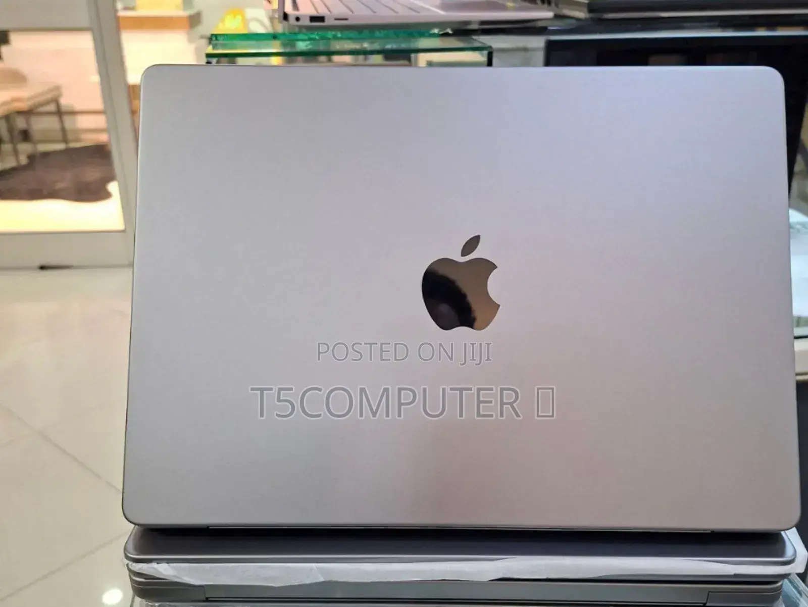 New Laptop Apple MacBook Pro M1 16GB Apple M1 SSD 1T